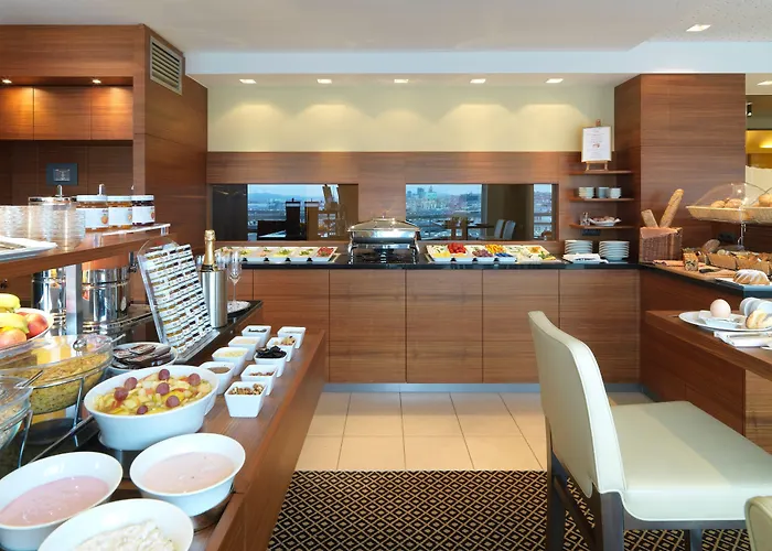 Hotel Am Parkring 4*