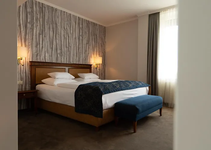 Hotel Am Parkring 4*