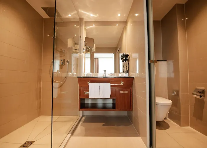 Hotel Am Parkring 4*